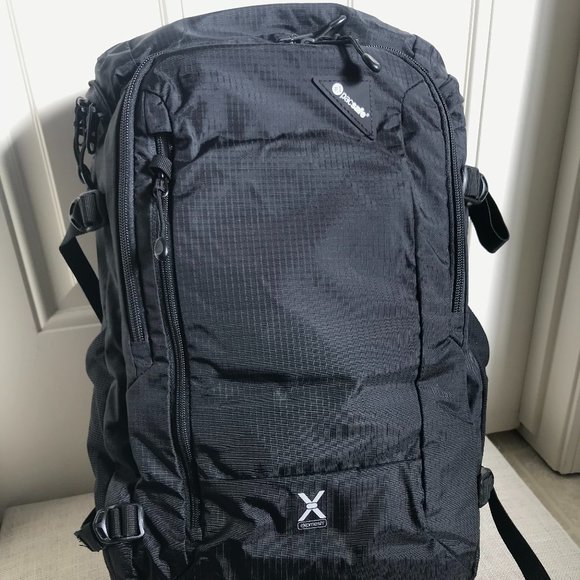 Pacsafe Bags Venturesafe X3l Backpack With Pacsafe Antitheft